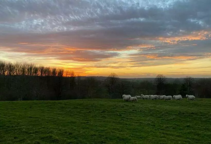 Aamiaismajoitus (B&B) The Gardens