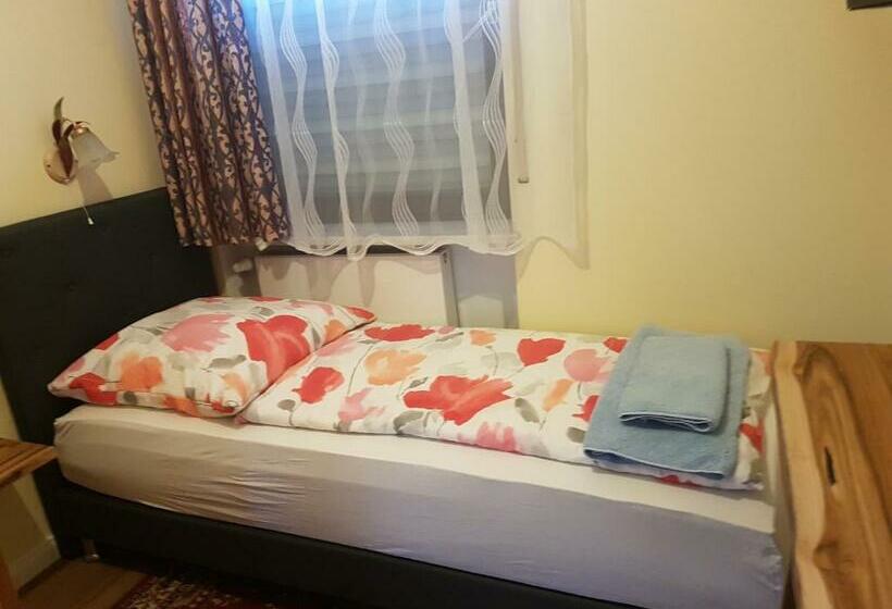 Bed and Breakfast Waldpension