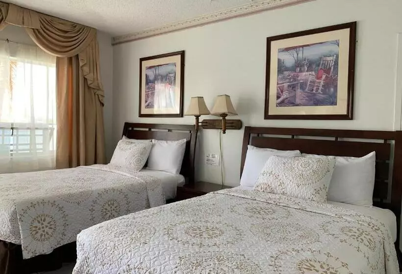 هتل International Inn On The Bay