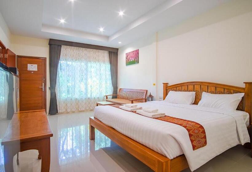 هتل Prayai Changthai Resort