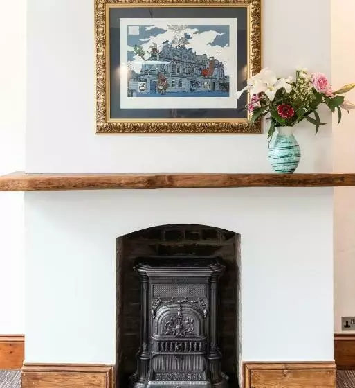 پانسیون 144 Lower Cheltenham Place