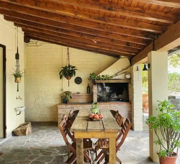 Majatalo Botanea Guest House