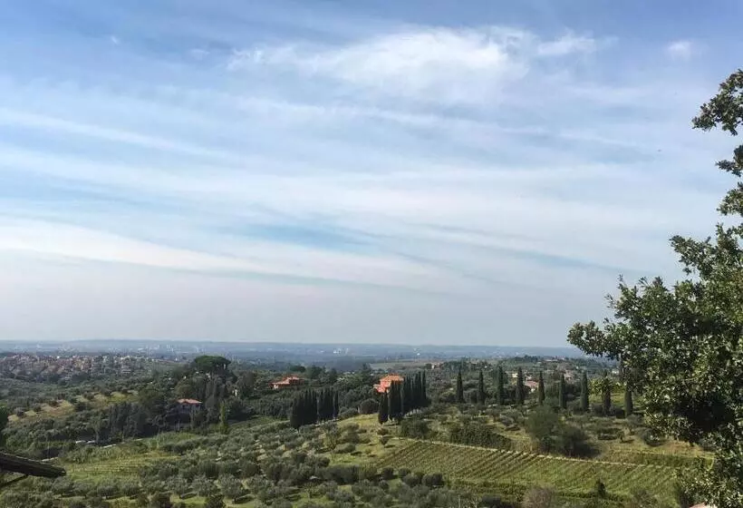 Majatalo Botanea Guest House