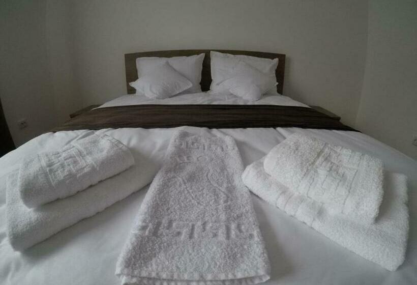 פנסיון Casa Evanti