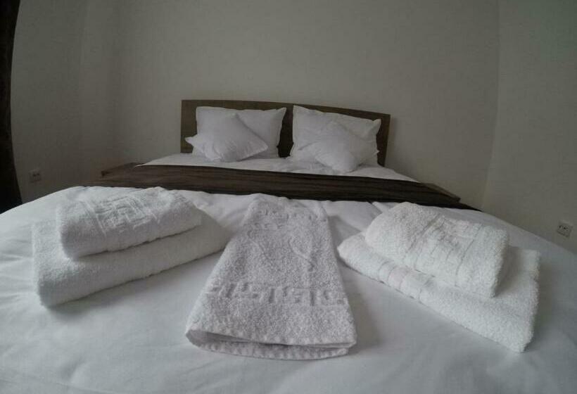 פנסיון Casa Evanti