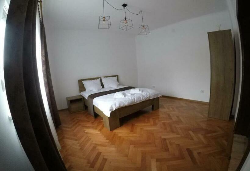 פנסיון Casa Evanti