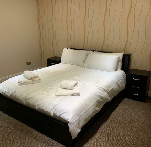 بنسيون Castle House