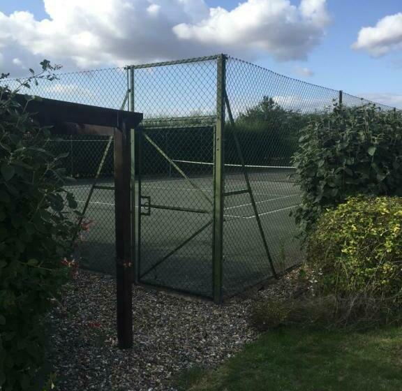 بنسيون Garden Room