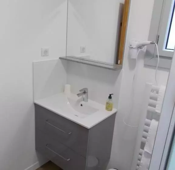 ペンション La Maison Lydia