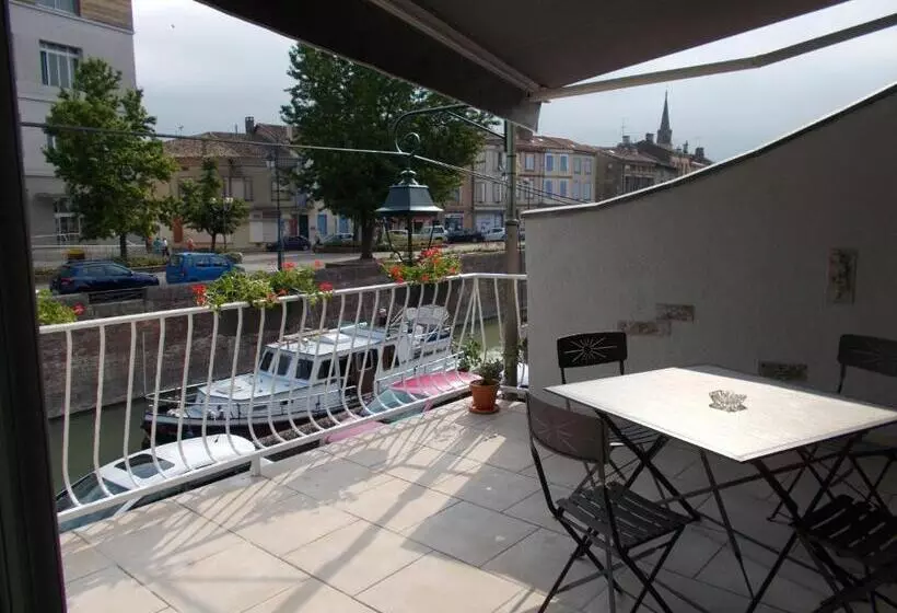 ペンション La Maison Lydia