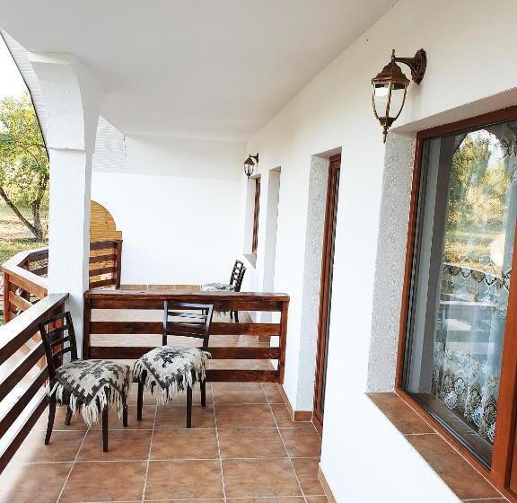 Пансион Popas In Breb