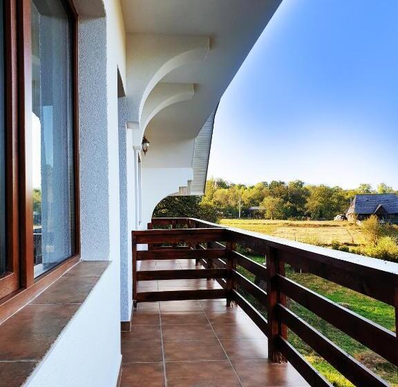 Пансион Popas In Breb