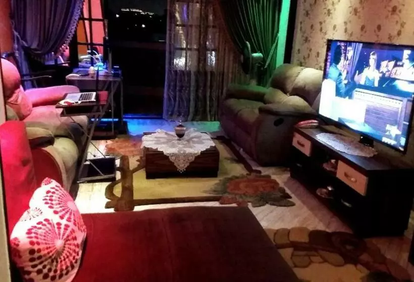 پانسیون Private Room In Apartment With Sea & Hilton View