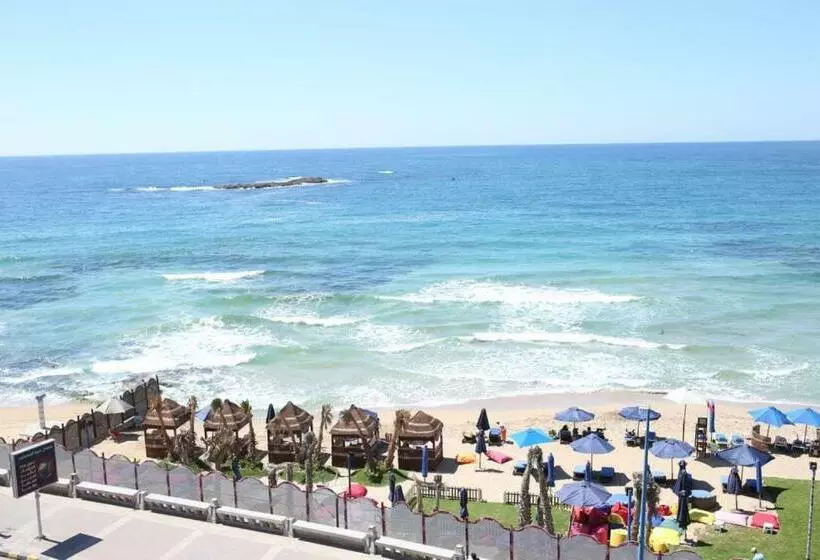 پانسیون Private Room In Apartment With Sea & Hilton View