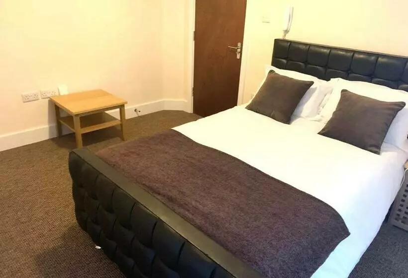 Pensió Serviced Accommodations