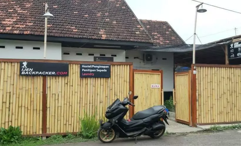 هاستل Ijen Backpacker