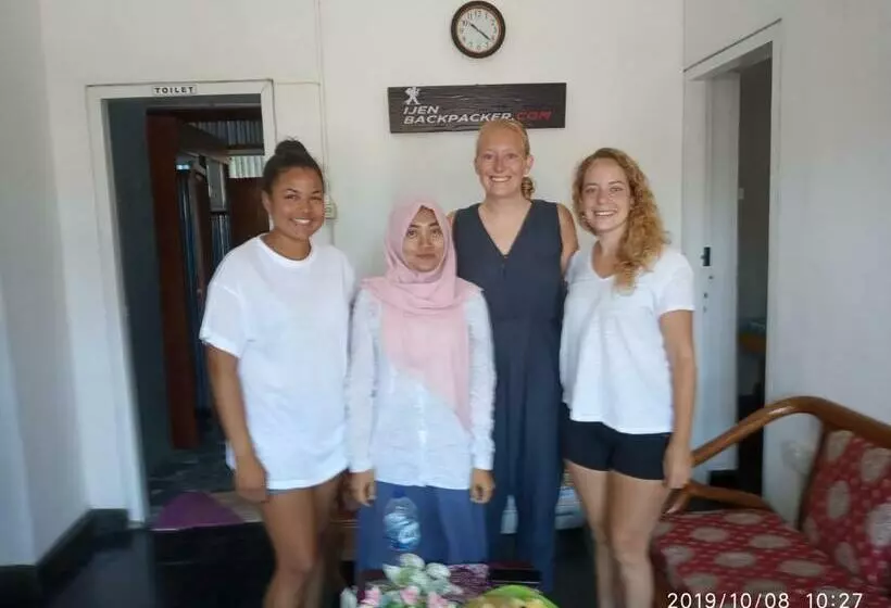 هاستل Ijen Backpacker