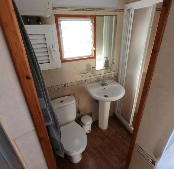 B&b And Apartments El Charco Azul