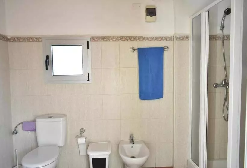 B&b And Apartments El Charco Azul