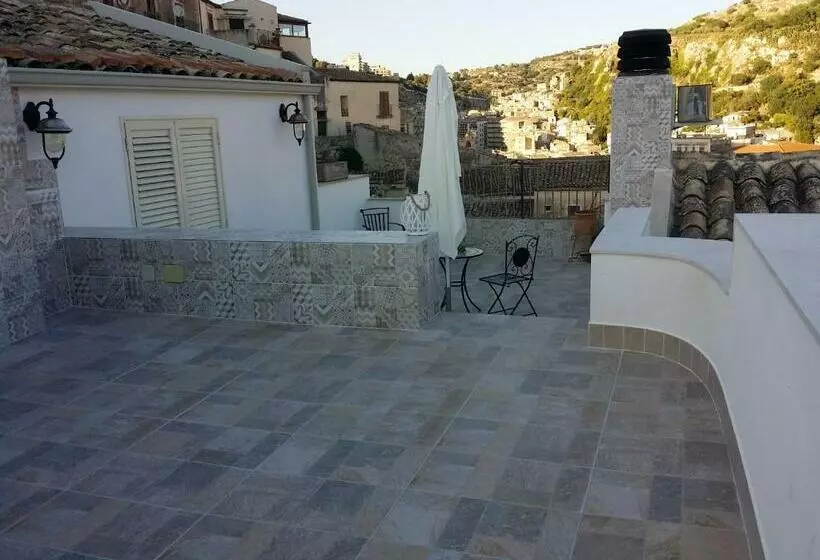 تختخواب و صبحانه Casa Mireio