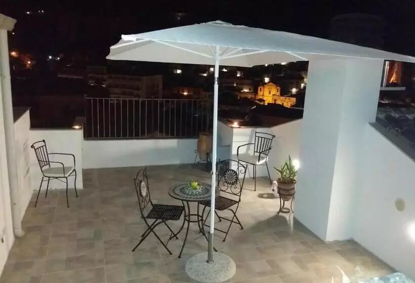 تختخواب و صبحانه Casa Mireio