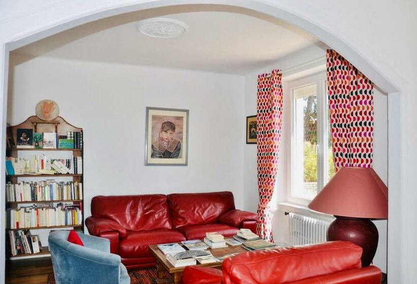 مبيت وإفطار Les Hauts De Kersudal