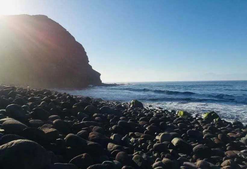 B&b And Apartments El Charco Azul