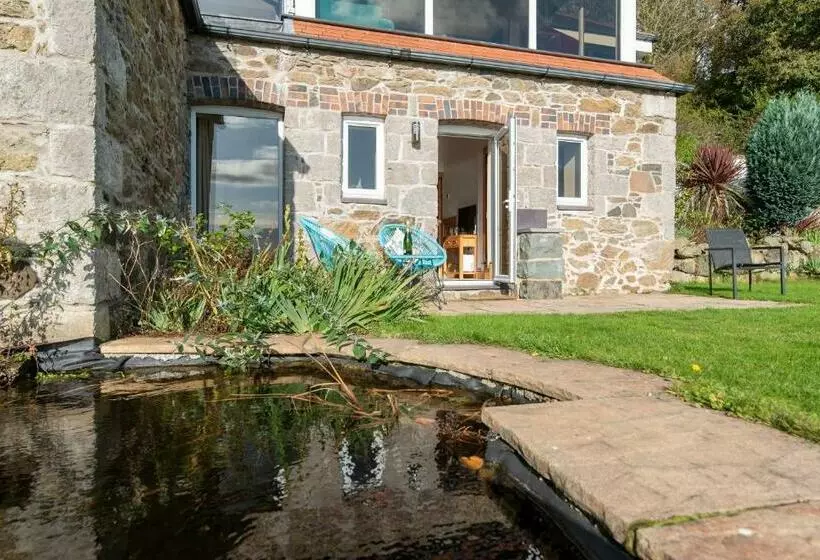 Majatalo Coed Y Berclas Guest Room, Wonderful View