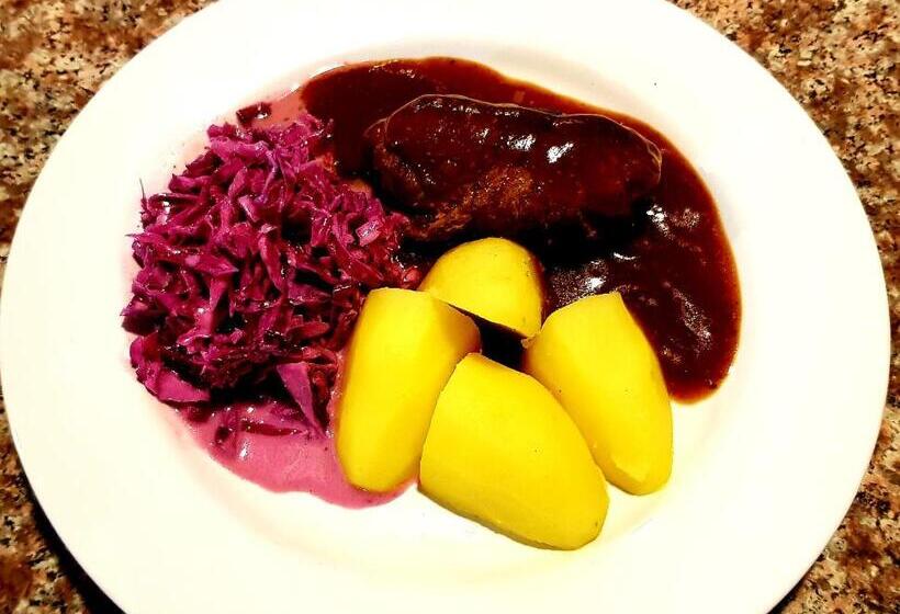 Pensão Khwahol Guesthouse