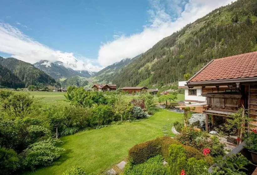 تختخواب و صبحانه Gästeheim Auwitsch