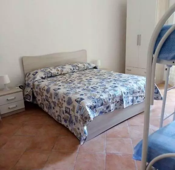 تختخواب و صبحانه La Casa Dei Nonni Piano Terra