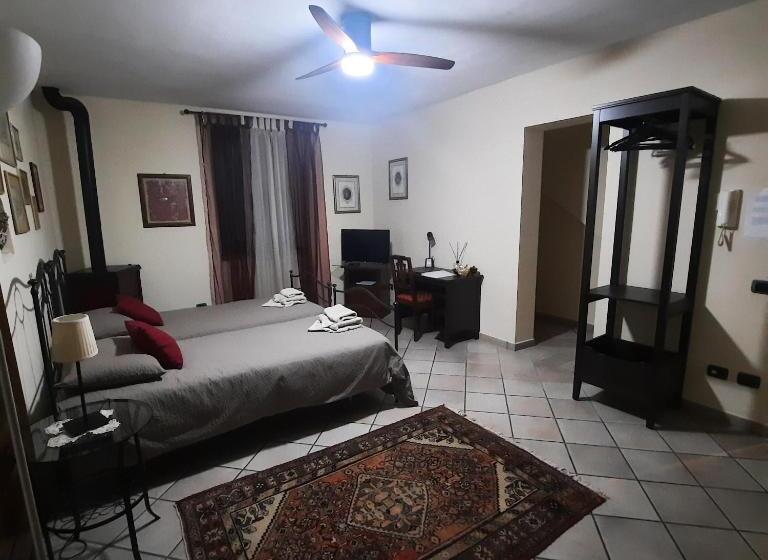 Bed and Breakfast La Trunera Guest House