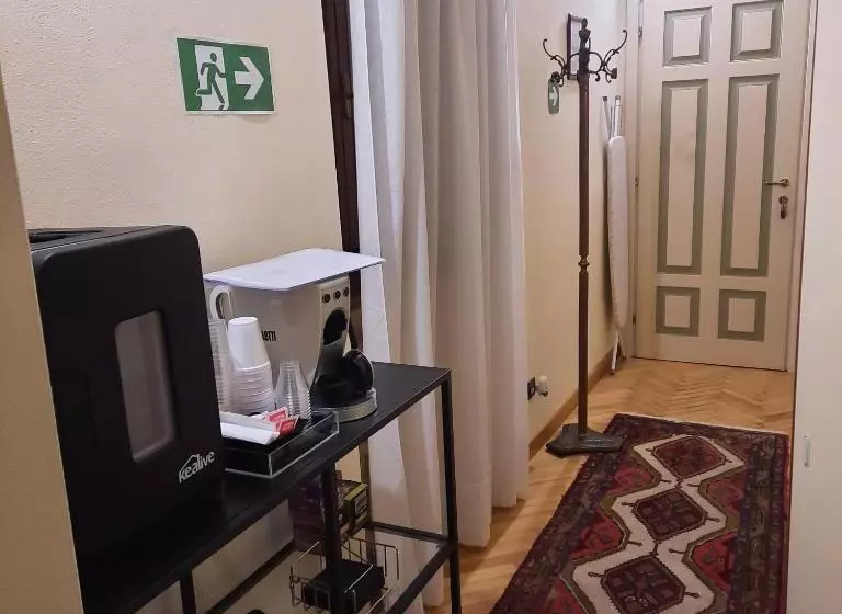 تختخواب و صبحانه La Trunera Guest House