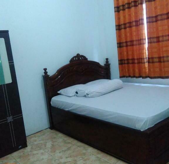 ホテル Wisma Kahyangan