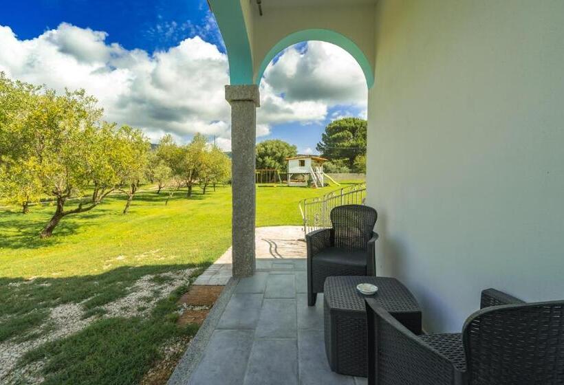 פנסיון Borgo Albador Rooms