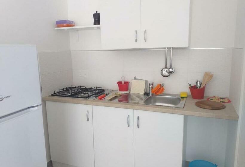 膳宿费 La Bussola