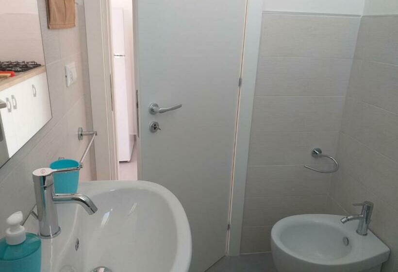 膳宿费 La Bussola