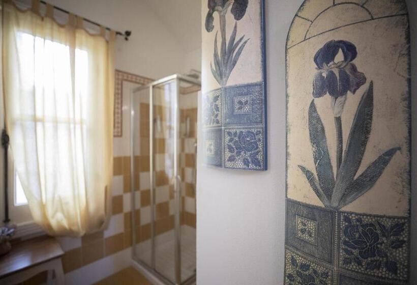 پانسیون Les Suite Royales