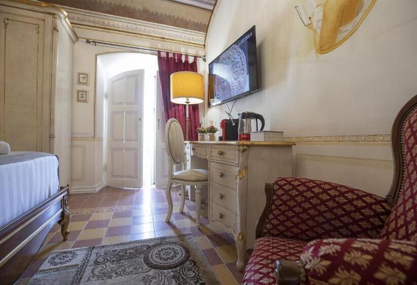 پانسیون Les Suite Royales