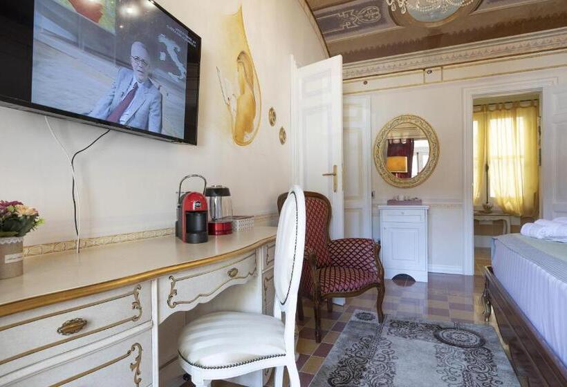 پانسیون Les Suite Royales