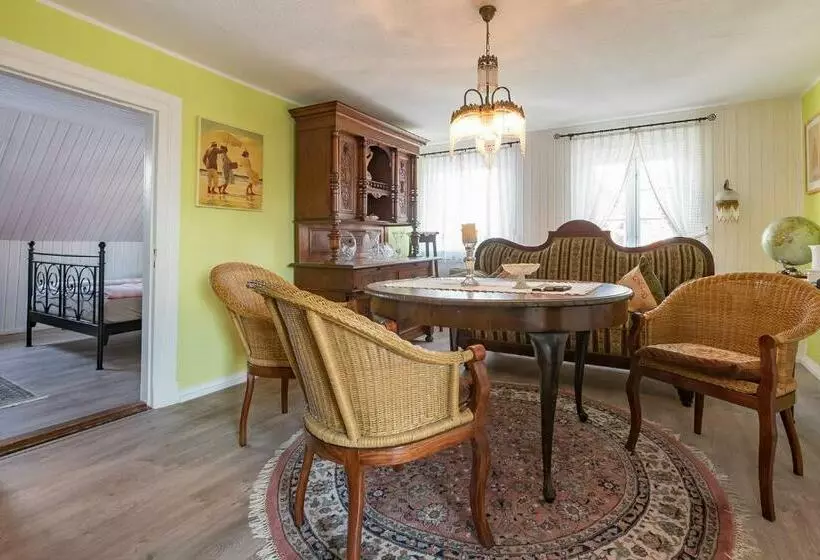 Retkeilymaja Deichschatz