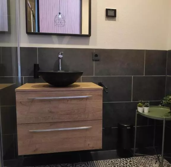 Aamiaismajoitus (B&B) Bij Ons  Niek