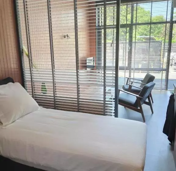 Aamiaismajoitus (B&B) Bij Ons  Niek