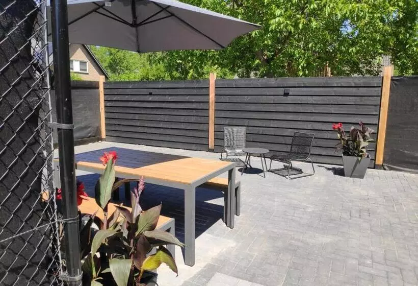 Aamiaismajoitus (B&B) Bij Ons  Niek