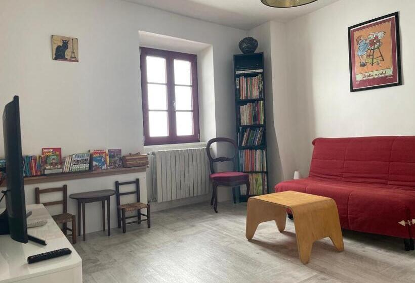 مبيت وإفطار La Mascotte