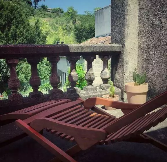 تختخواب و صبحانه La Prévôté