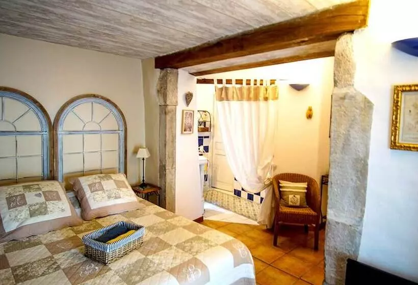 ベッドアンドブレックファースト Le Mas Fraissinet