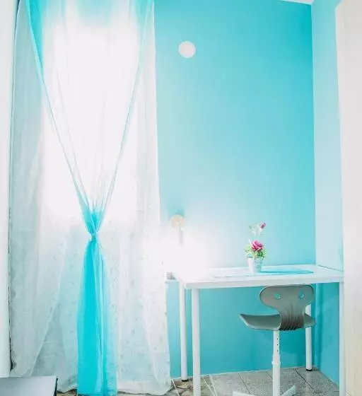 تختخواب و صبحانه Magico Sole