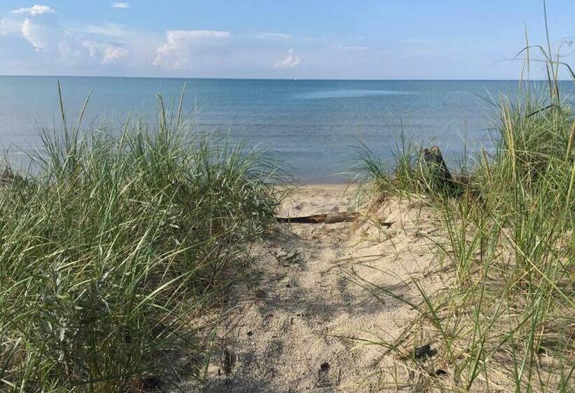 צימר Pinery Bijou Suite