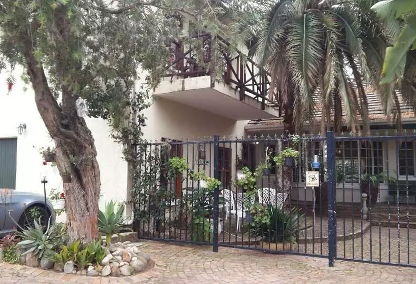 Mavilla Stellenbosch B&b